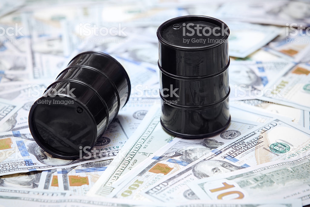 Nga muốn giảm bớt việc dùng USD trong thanh toán dầu